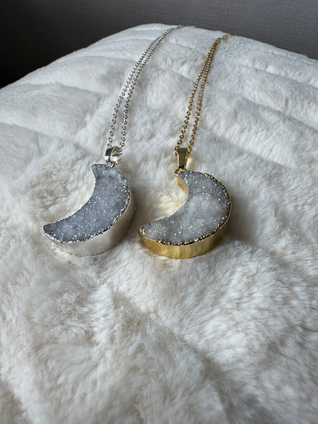 GRACE HALF MOON NECKLACE