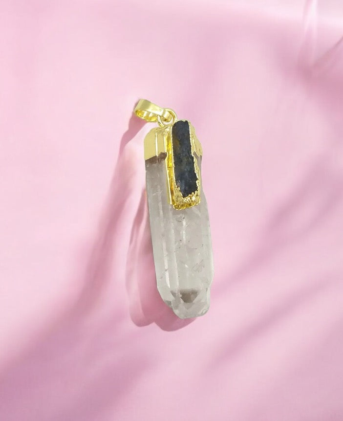 SABRINA CLEAR QUARTZ PENDANT
