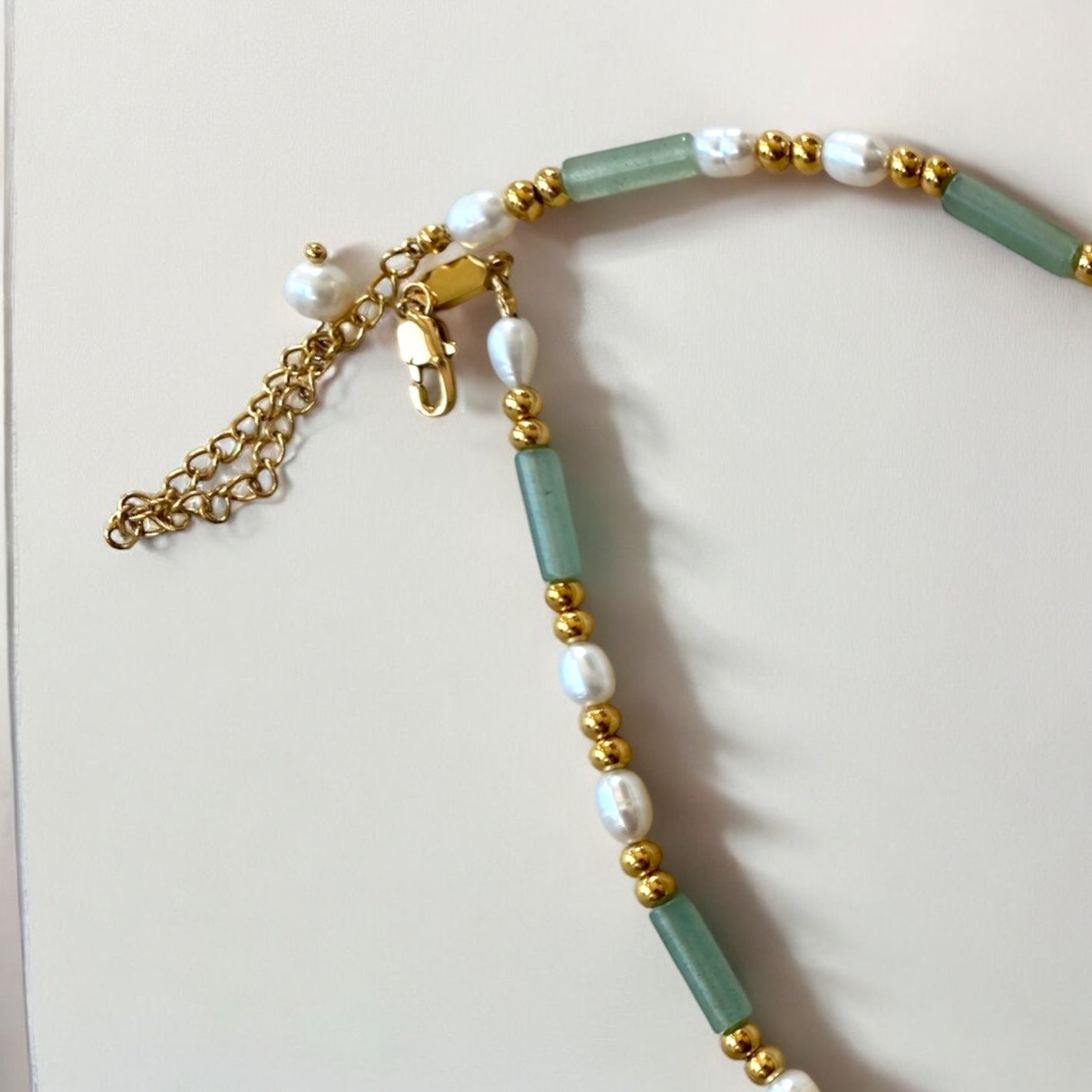 ZEE ZEE AVENTURINE BEAD NECKLACE