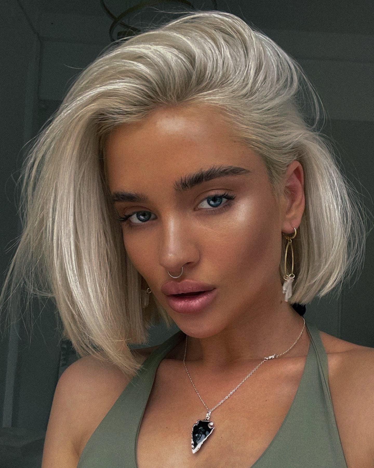 NIRVANA BLACK NECKLACE