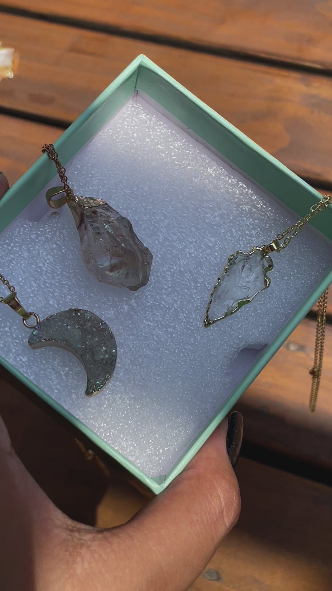 GRACE HALF MOON NECKLACE